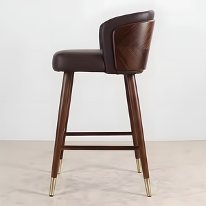Tabourets <span class=keywords><strong>de</strong></span> <span class=keywords><strong>bar</strong></span> modernes en cuir <span class=keywords><strong>de</strong></span> luxe, design nordique créatif en <span class=keywords><strong>bois</strong></span> massif, chaises <span class=keywords><strong>de</strong></span> <span class=keywords><strong>bar</strong></span> modernes en <span class=keywords><strong>bois</strong></span> massif pour restaurant en plein air - Product Image 4