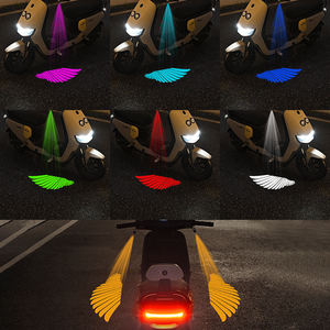 Lámpara de Seguridad para Motocicletas con Proyección Láser, Indicador LED Anticollisión, Luz Trasera de Freno, Nueva Señal de Giro - Product Image 6