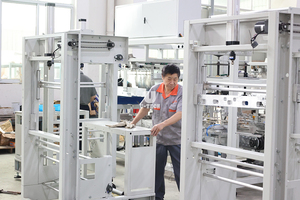 Full Automatic Heat <strong>Shrink</strong> Packing <strong>Machine</strong> with <strong>Side</strong> <strong>Sealing</strong> L Type <strong>Side</strong> Cutting <strong>Shrink</strong> Wrapping <strong>Machine</strong> - Product Image 3