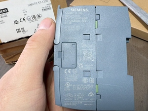 โมดูลเอาต์พุตดิจิตอล S7-1200 SM1222 16DO 24V 0.5A 6ES72221BH300XB0 6ES7222-1BH30-0XB0 พร้อมความเชี่ยวชาญทางเทคนิคที่ครอบคลุมด้วยความรู้เชิงลึก - Product Image 4