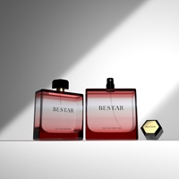 Vente en gros directe d'usine de haute qualité 25ml 50ml 100ml Rectangle plat bouteille de parfum en verre vide clair avec vaporisateur et bouchons