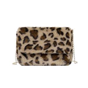 Borsa a tracolla <span class=keywords><strong>con</strong></span> stampa leopardata moda donna borsa in peluche soffice borsa a tracolla <span class=keywords><strong>con</strong></span> stampa mucca <span class=keywords><strong>pelliccia</strong></span> sintetica <span class=keywords><strong>con</strong></span> tracolla a catena - Product Image 1