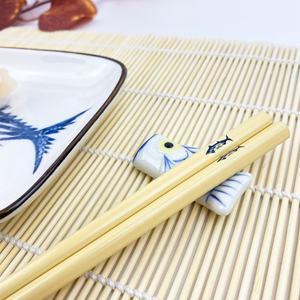 Nuovo Arrivo <span class=keywords><strong>Set</strong></span> di Piatti per <span class=keywords><strong>Sushi</strong></span> in Porcellana di Lusso con Bacchette, <span class=keywords><strong>Set</strong></span> Regalo per Sardine e <span class=keywords><strong>Sushi</strong></span> - Product Image 6