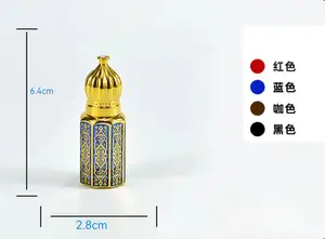 Bottiglia di profumo di vetro di vetro di attar oud su ordinazione 3ml con oro che timbra il logo ed il bastone o la palla di vetro