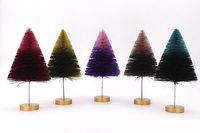 22.5Cm Mini Sapin de Noël Artificiel en Sisal Givré Base en Bois Pin avec Brosse à Bouteille Décoration de Noël Festive