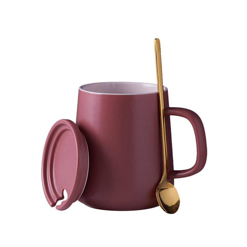 Beige and purple color-blocked cup with lid and spoon