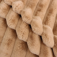 LongFine 100% Polyester Vente Chaude Poils Courts Personnalisé Fabricant Chinois Jacquard Lapin Fausse Fourrure pour Coussins et Couverture