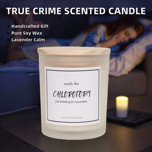 Bougie artisanale parfumée à la lavande dans un bocal en verre, cire de soja naturelle, huiles essentielles, merchandising True Crime pour femmes, fans de criminels en série et de criminalité. - Product Image 2