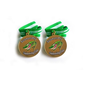 Medalla <span class=keywords><strong>de</strong></span> Honor del Campeonato <span class=keywords><strong>de</strong></span> Cricket del <span class=keywords><strong>Reino</strong></span> <span class=keywords><strong>de</strong></span> Arabia Saudita, Medallón <span class=keywords><strong>de</strong></span> Aleación <span class=keywords><strong>de</strong></span> Zinc Fundido a Presión, Premio <span class=keywords><strong>de</strong></span> Oro - Product Image 3