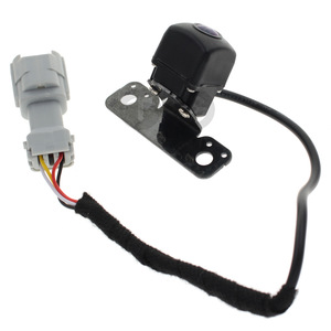 Hyundai Santa Fe Reversing Camera 480x600 Resolution Night Vision <b>12V</b> <b>DC</b> For 2013-2016 Models - Product Image 1