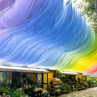 Voilage Souple en Tulle Ondulé Effet Fluide pour Décoration de Plafond de Mariage, Rideau Arc-en-ciel Suspendu, Toile de Fond Décorative