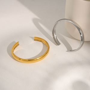 Modernas Pulseras de Acero Inoxidable 18K Chapadas en Oro, Resistentes al Deslustre y al Agua, Joyería para Mujer - Product Image 3