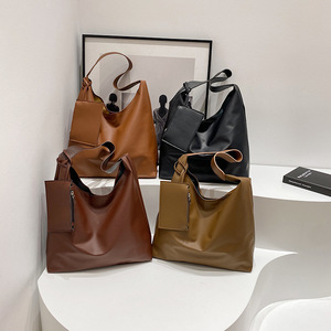 2024 Hàn Quốc Phụ Nữ Của Retro Nách Túi Giản Dị Đơn Giản Công Suất Lớn Vai Tote Bun Mẹ PU Túi Xách Với Dây Kéo Đóng Cửa - Product Image 4