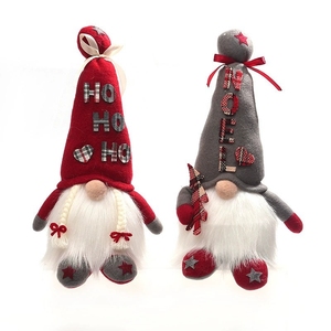 Gnomes de Noël lumineux à LED avec des chapeaux inscriptis <span class=keywords><strong>NOEL</strong></span> et HO HO HO, assis sur une voiture vintage, couleur rouge et gris, décoration festive - Product Image 5