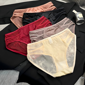 Culottes en satin et dentelle pour femmes, transparentes et ajourées, taille mi-haute, sexy, élégantes et respirantes, lingerie OEM DOM - Product Image 4