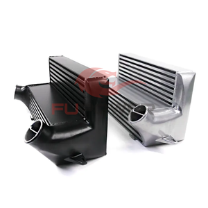 Intercooler en aluminium étagé amélioré 1 Series <span class=keywords><strong>M</strong></span> N54 N55 E93 <span class=keywords><strong>E92</strong></span> 135i 135is 335xi <span class=keywords><strong>335i</strong></span> x Drive 335is Z4 X1 intercooler - Product Image 2