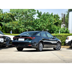 <span class=keywords><strong>Toyota</strong></span> <span class=keywords><strong>CHR</strong></span> XLE d'occasion de haute qualité: combinez la fiabilité de <span class=keywords><strong>Toyota</strong></span> avec les caractéristiques haut de gamme de la garniture XLE. - Product Image 3