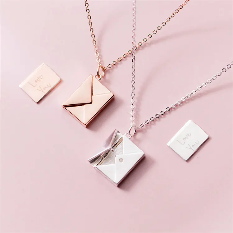 Wholesale Envelope Necklace Fashion Lady Titanium Steel Clavicle Chain Pendant Custom Letters Stainless Steel Necklace