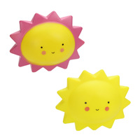 Hete Aanbieding Cartoon Dieren Vinyl LED Nachtlampjes Speelgoed voor Kinderen Slaaplicht Schattig Mini Maan Ster Tafellamp Fruit Bureaulamp
