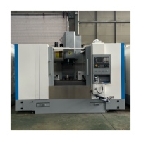 Centre d'usinage vertical de haute précision VMC1060 pour la fabrication des métaux