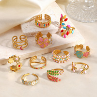 Bague tendance ajustable en acier inoxydable plaqué or avec fleur artisanale en émail coloré motif goutte d'huile pour femme