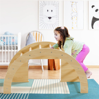 Vente en gros de meubles d'intérieur pour enfants pour salle de sport, arc d'escalade en bois, arc à bascule Montessori, arc d'escalade, table sensorielle