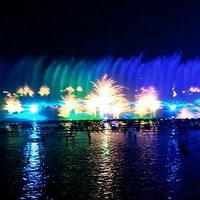 Fontaine à écran d'eau 3D en acier inoxydable de grande taille avec contrôle logiciel programmable, éclairage RGB/laser pour spectacle aquatique et décoration d'événements