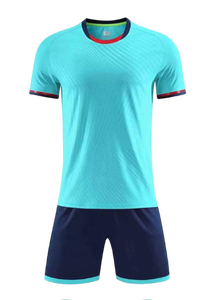 Maillots <span class=keywords><strong>de</strong></span> football personnalisés imprimés par transfert thermique 100 % polyester vert et blanc pour hommes, uniforme <span class=keywords><strong>de</strong></span> football à séchage rapide, vêtements <span class=keywords><strong>de</strong></span> sport personnalisables - Product Image 2