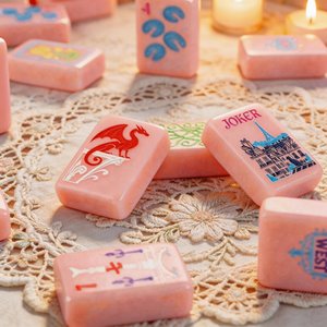2026 Luxe 160 Pièces de Mahjong Américain en Acrylique Rose, Gravées en Jade, à Couche Unique, Durables, Écologiques, pour Fêtes, Cadeau Élégant - Product Image 2