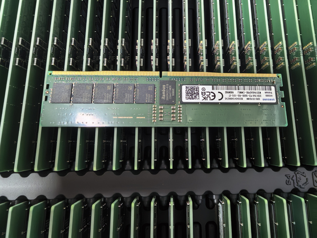 Sam Sung Wholesale DR5 64GB 5600Mhz ECC Ram Rdimm High-Speed Server Memor Memory DDR5 Ram 64gb M321RBGA0PB0-CWM