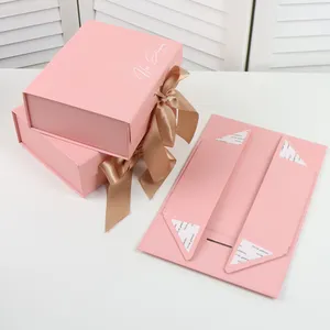 Luxe Op Maat Bedrukte Roze Lege Papieren Kartonnen Opvouwbare Bruiloft Cosmetische Kleding Magnetische Geschenkdoos Verpakking