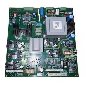 bibo 6SE7031-7HG84-1JA1 6SE7031-0EE60-Z G93+M20 6SE7031-2TF60 Módulo Industrial 240/220/110V en Funcionamiento - Product Image 1