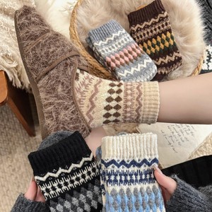 Women's Thick Warm Mid Calf Slouch Socks Fair Isle Wave Diamond Pattern Thermo Sweat Absorbing Regular Casual Style - Product Image 1