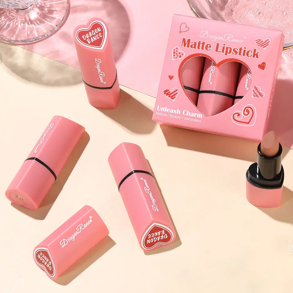 Cadeau Saint Valentin Maquillage Hydratant en Forme de Coeur Rouge à Lèvres Rose Nude Mat