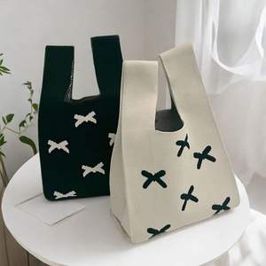 Nouveaux sacs à main mignons pour femmes, sacs polyvalents décontractés en tricot, sacs seau, sacs fourre-tout de style japonais et coréen - Product Image 1