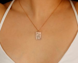 Colgante <span class=keywords><strong>Dr</strong></span> <span class=keywords><strong>Who</strong></span> collar delicado Tardis Collar chapado en oro caja plateada joyería hecha a mano mejor amigo Regalos para Él - Product Image 4