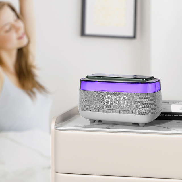 Wholesale 15W Fast Multifunctional Charger RGB Night Light Wireless Charger with Music Speaker for Mobile Phone