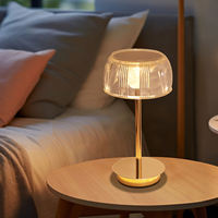 Lampe de table LED moderne en métal, à piles, avec commande tactile simple, intensité réglable, haute luminosité, pour la décoration de la maison et la vente au détail
