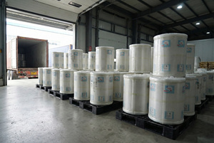 <span class=keywords><strong>Film</strong></span> de protection PE souple au toucher doux pour l'emballage de papier de soie, fabriqué par soufflage, pour la fourniture de matériaux d'emballage - Product Image 4