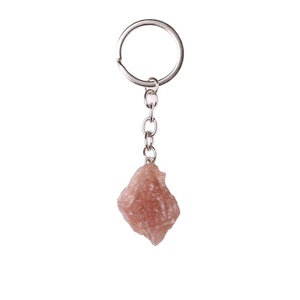 HZ Wholesale High Quality Natural Key Chains With Gemstone Pendant Strawberry Crystal Key Chains
