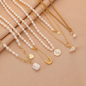 Elegante collar de perlas de agua dulce naturales Vintage chapado en oro Cadena de Gargantilla Irregular de moda con circón para bodas - Product Image 6