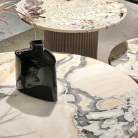Ensemble de tables basses rondes en marbre haut de gamme avec des tailles personnalisables pour la décoration d'hôtel et de maison