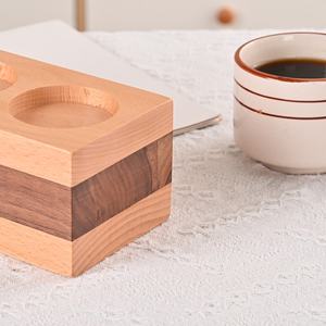 ที่วางอุปกรณ์ชงกาแฟทรงสี่เหลี่ยมผืนผ้า ดีไซน์ทันสมัย ทำจากไม้วอลนัทและไม้บีช พร้อมฐานรองแบบค้อน สำหรับเครื่องชงกาแฟเอสเพรสโซ - Product Image 6