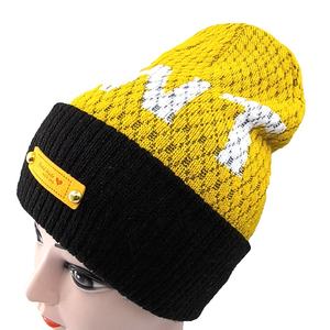 Bonnet en tricot gaufré Hiver 2024, design tendance, bord côtelé nid d'abeille, accessoires de mode unisexe, pour les voyages d'affaires - Product Image 5