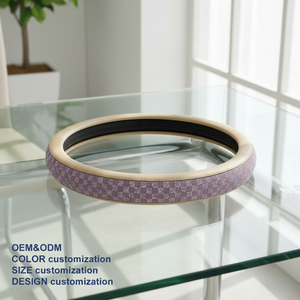 Housse de volant de <span class=keywords><strong>voiture</strong></span> universelle en cuir PU à carreaux et strass, en peluche courte, antidérapante et légère pour voitures - Product Image 2