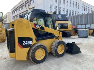 Cargadora Compacta Usada CAT 246D en Buen Estado, Cargadora Multiusos para Trabajos Agrícolas y de Construcción - Product Image 6