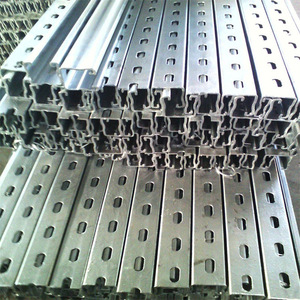 Supports de fixation pour panneaux solaires personnalisés, en aluminium, en forme de C, carrés, en acier Unistrut, pinces, galvanisés à chaud, 60 m/s - Product Image 5