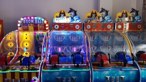 Machine <span class=keywords><strong>de</strong></span> jeu d'arcade à tickets <span class=keywords><strong>de</strong></span> récompense Shark King Shark Attack à pièces pour parc d'attractions à vendre - Product Image 4