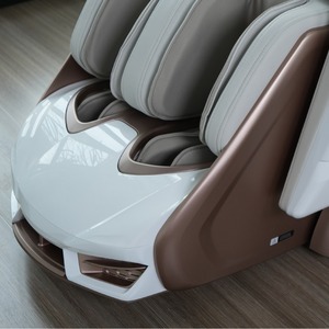 Fauteuil de massage Bodyfriend Rose Gold avec bras robotisé 3D, rail de guidage SL, 31-60 airbags, à brancher, pour usage domestique - Product Image 3