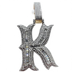 Pendentif initial K serti de moissanite VVS1 couleur D taille baguette, bijoux personnalisés hip-hop avec nom - Product Image 1